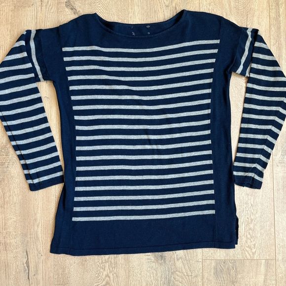 Blue Gray Stripe Boat Neck Long Sleeve Long Lines Knit Sweater Small - Picture 1 of 8